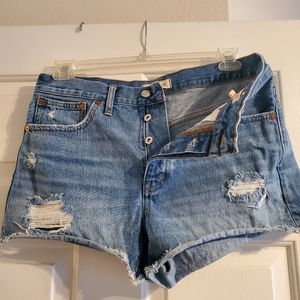 Madewell relaxed jean shorts size 28